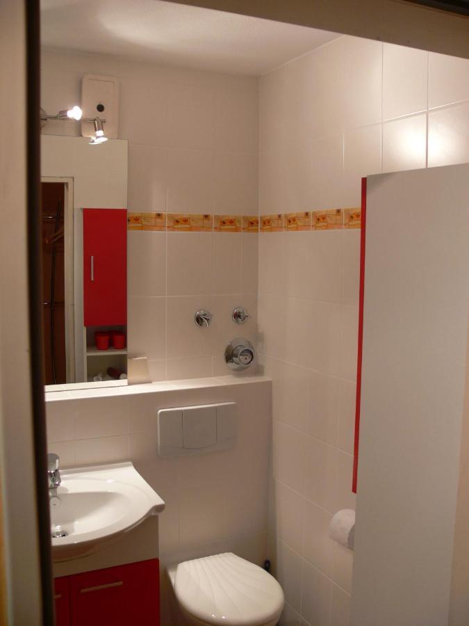 Ferienwohnung Am Goldbach Pool Sauna أوبيرميسلشتاين المظهر الخارجي الصورة
