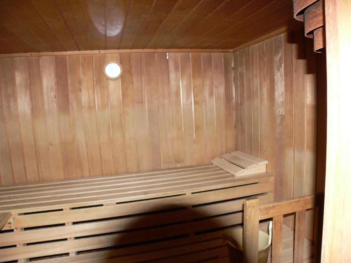 Ferienwohnung Am Goldbach Pool Sauna أوبيرميسلشتاين المظهر الخارجي الصورة